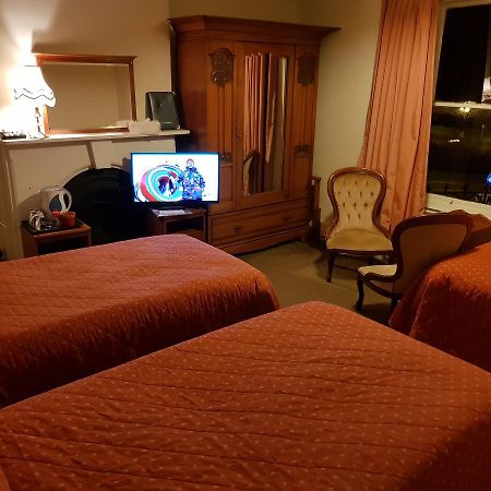 Menai Bank Hotel Caernarfon Eksteriør billede