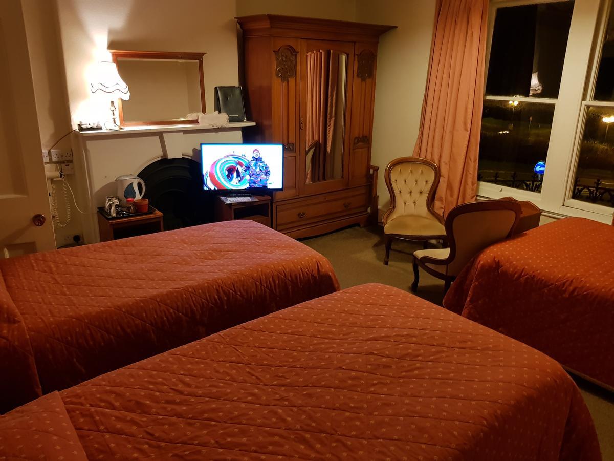 Menai Bank Hotel Caernarfon Eksteriør billede